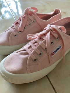 (Kategori: ) berada di . Dikirim oleh Navya_stuff (ID iklan 1223642205, Gambar 1). Deskripsi: .