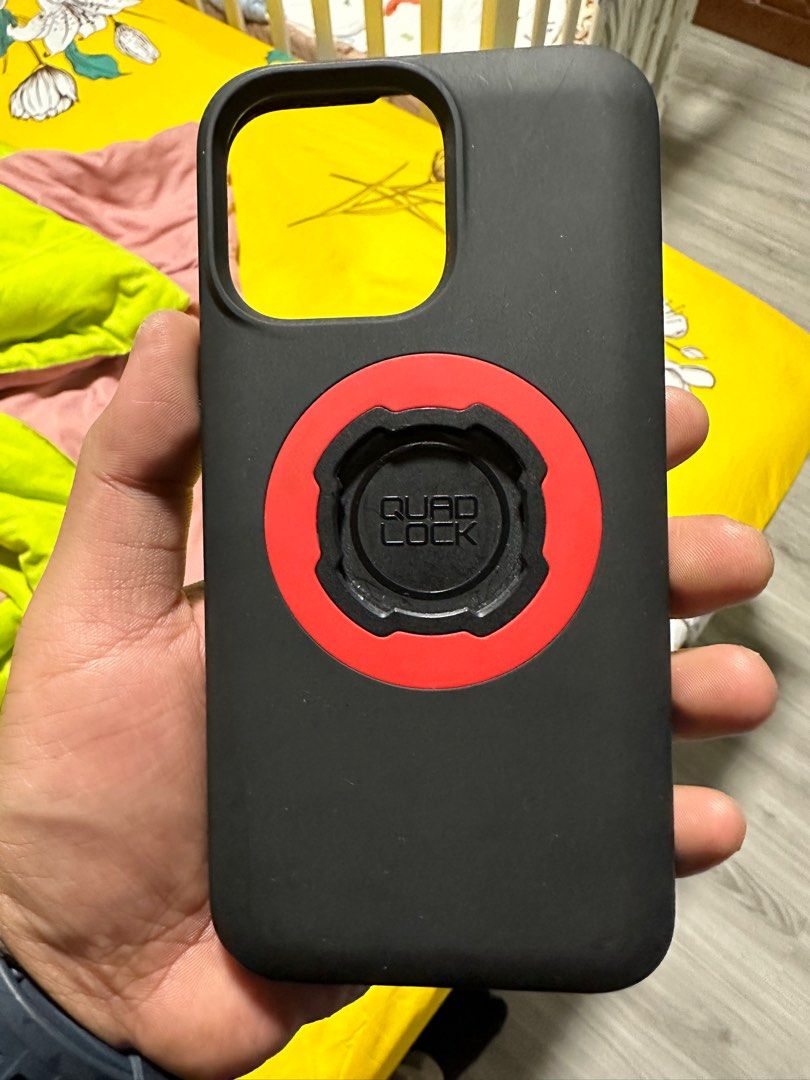 Quad Lock IPhone 14 Pro Max, Mobile Phones & Gadgets, Mobile & Gadget