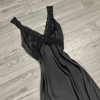 RARE!!! BNWT ZARA THE DREAM DRESS Romantic Black Silk/Satin Lace Maxi Dress (vintage/expensive date night vibes)