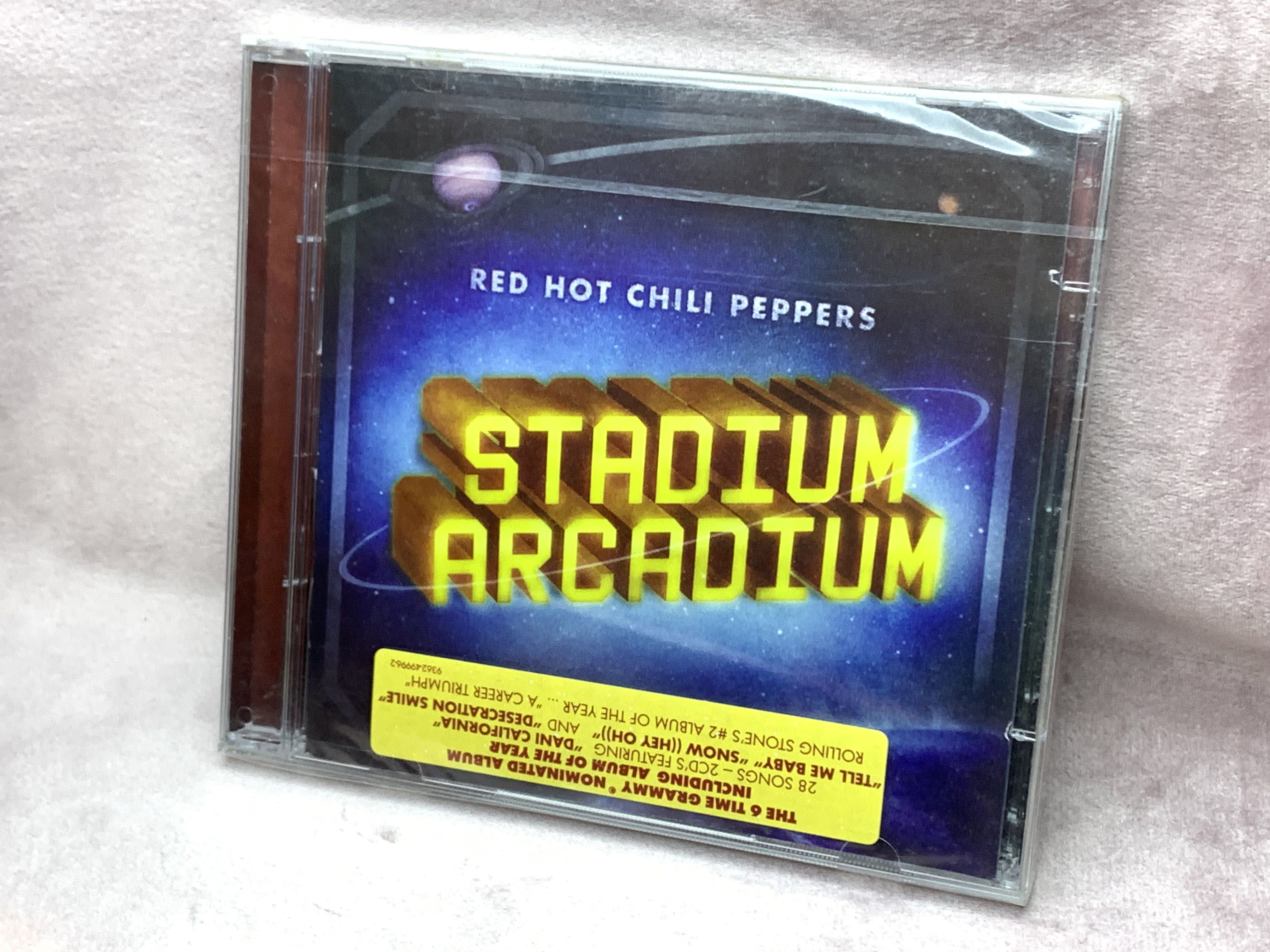 RED HOT CHILI PEPPERSSTADIUM ARCADIUM 2CD, 興趣及遊戲, 音樂樂器 & 配件, 音樂與媒體