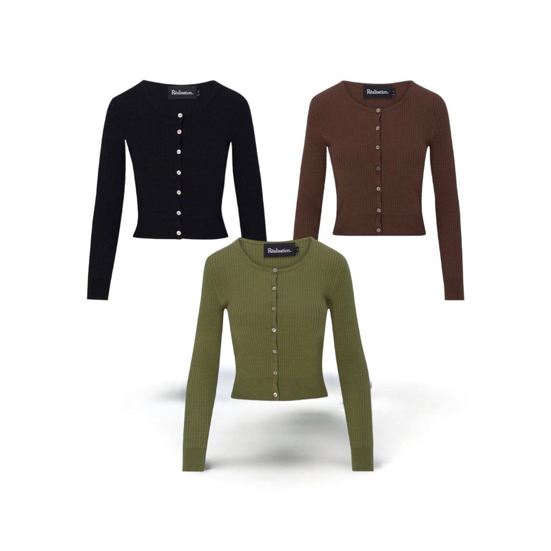 RP ~ The Winona Cardigan (Category: Longsleeves) located in Cebu City. Submitted by angel.energyph2 (Listing ID 1223748222, Image 3). Description: 🏷 ₱3700 each Retail: ₱6567 each Available in: Black, Chocolate, Olive Sizes available: XXS, XS, S, M, L, XL Size guide: last slide Details: 2nd slide All brand new with tags & packaging <3 Check 4th slide to see the actual photo🤍 for pre-order only!.
