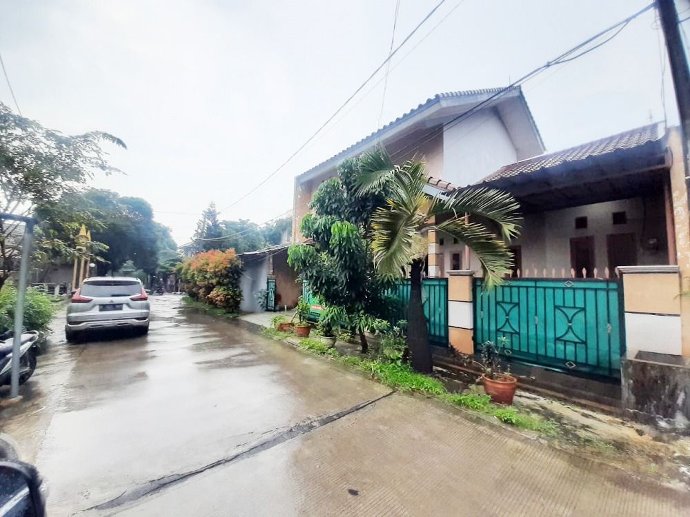 rumah_dijual_bu_di_komplek_per_1680145964_377f151b_progressive