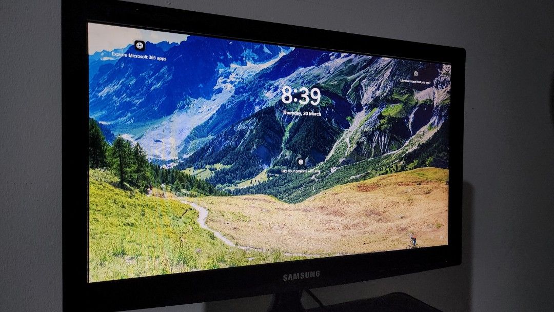 Samsung 20'' inch Monitor Display S20D300HY, Computers & Tech, Parts ...