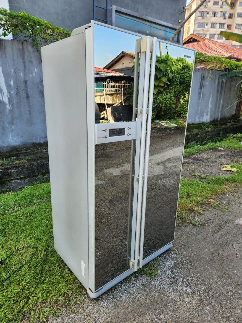 Samsung side by side glass door refrigerator fridge 557 liter, TV