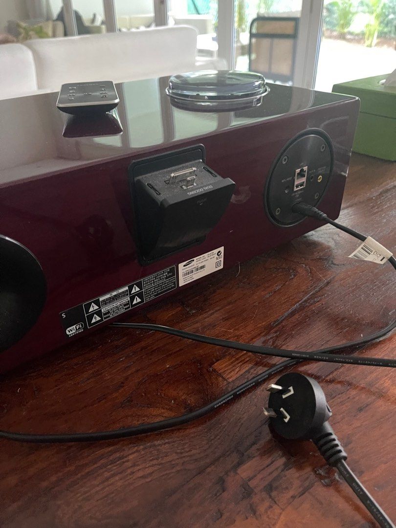 Samsung speaker (not working), Audio, Other Audio Equipment on Carousell