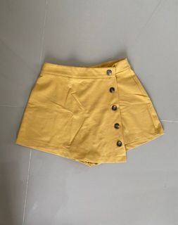 SKORT