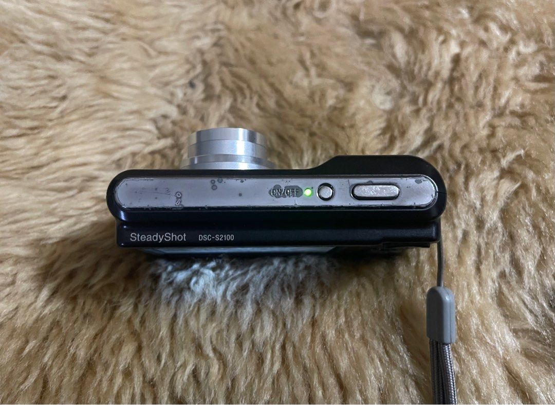 Sony Cybershot DSCS2100 Digital Camera, Photography, Cameras on Carousell