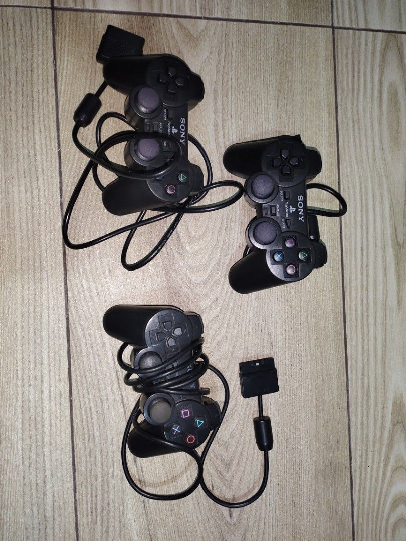 Sony PS2 with controllers and a game, Video Gaming, Video Game Consoles
