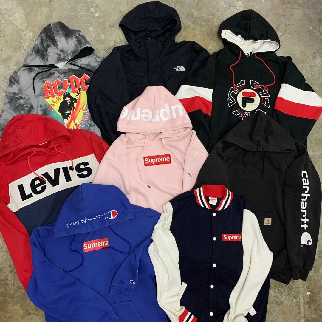 Supreme hoodie, Men's Fashion, Tops & Sets, Hoodies on Carousell