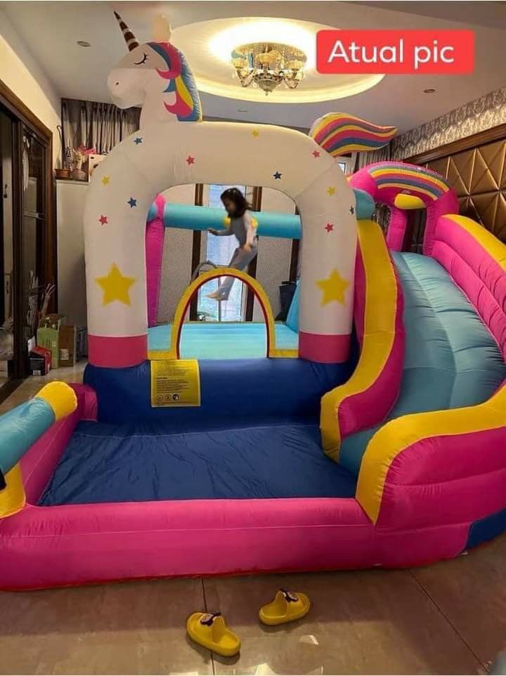 Giant inflatable pool slide sales