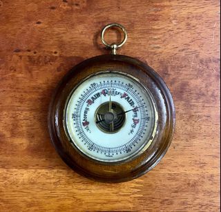 Vintage English " FOREIGN " Barometer Dia 10.5cm