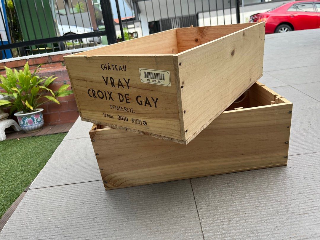 Wine crates, Furniture & Home Living, Home Improvement & Organisation