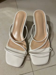 （分類：）位於 。 由 Selling55 提交（商品編號 1223718119，圖片 1）。簡介： 。