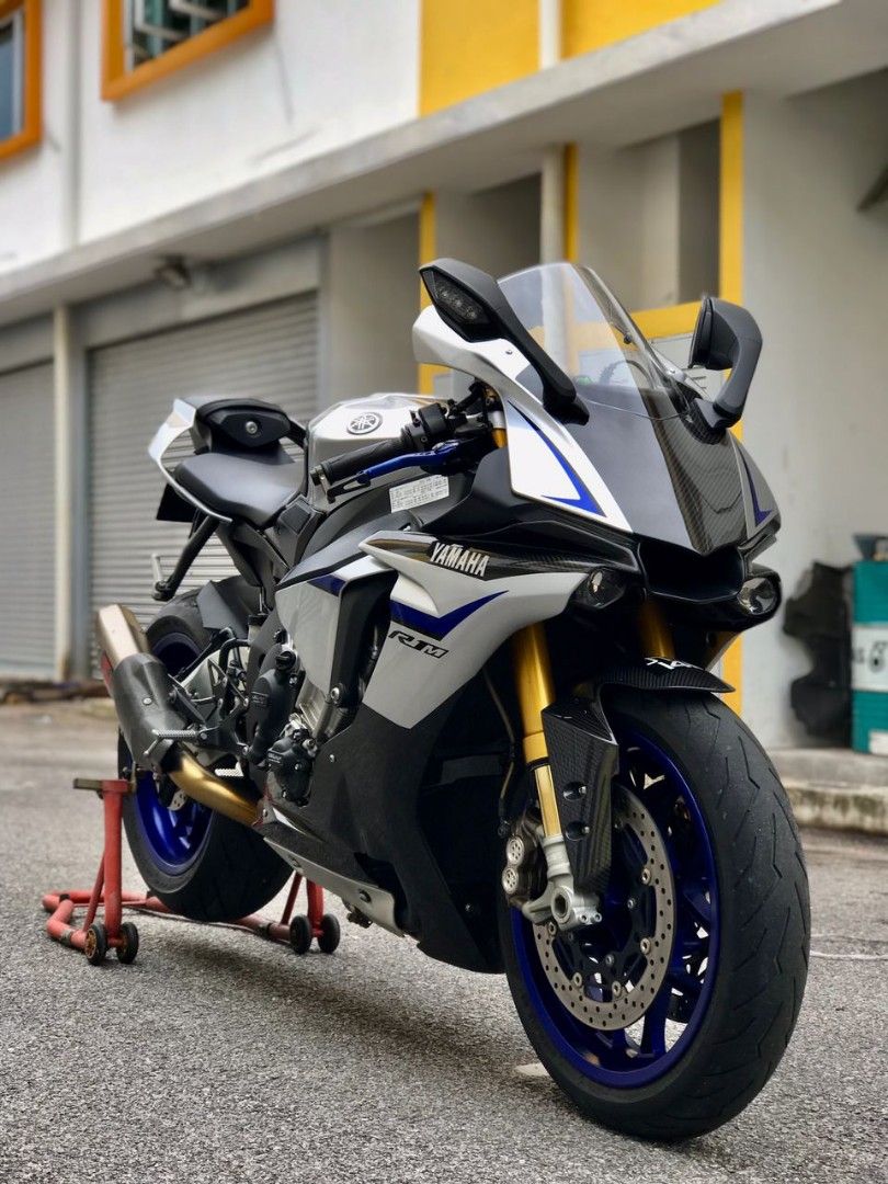 R1m mudah outlet