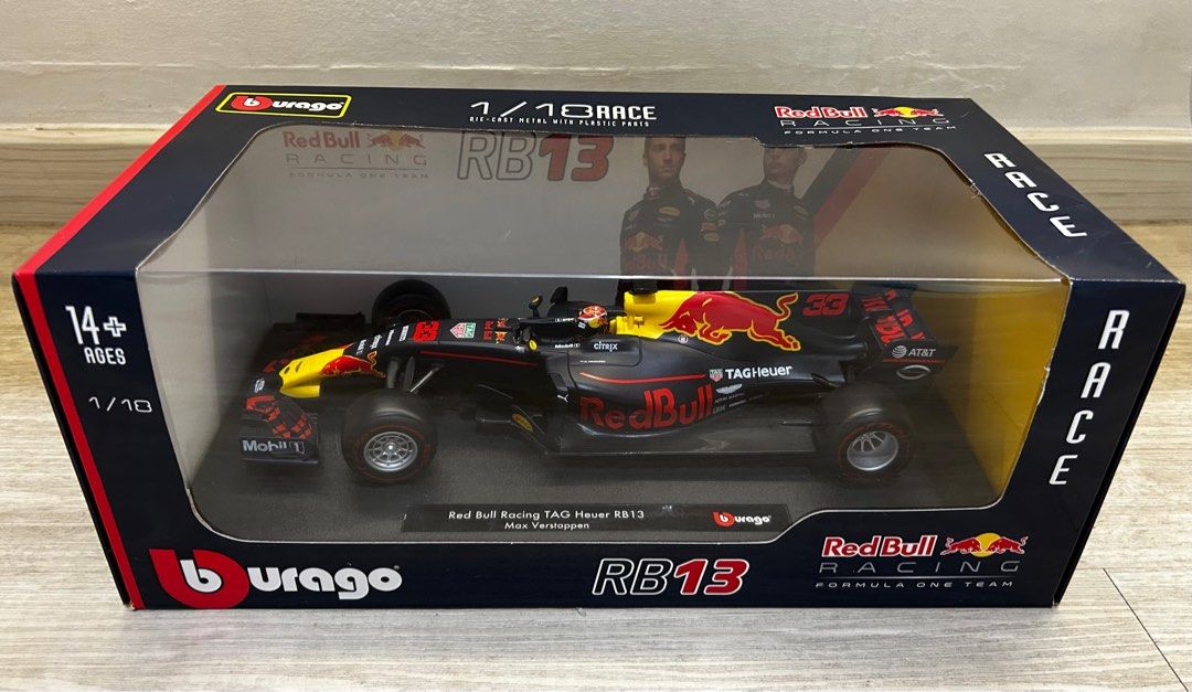 Maquette plastique Burago - Red Bull F1 RB18 Verstappen - Maquette plastique