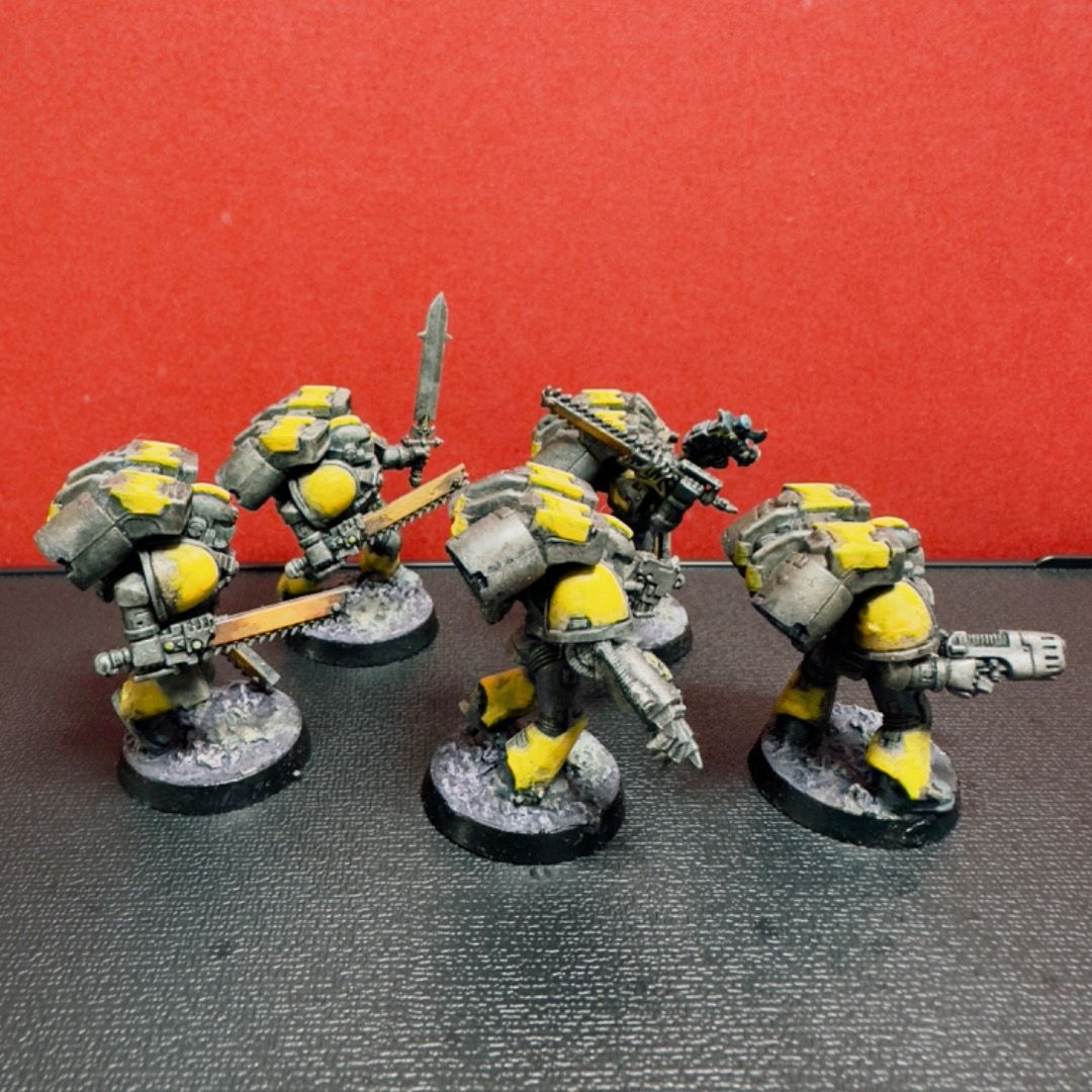 5 nicely painted yellow Warhammer Jetpack space marine vanguard