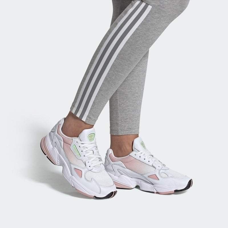 Adidas falcon women's online 7.5