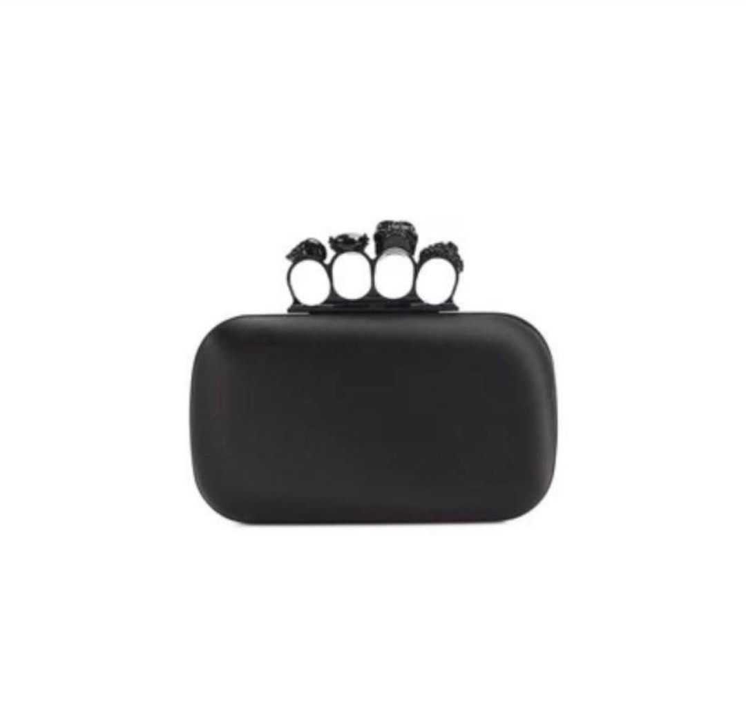 Alexander mcqueen hotsell clutch with skull