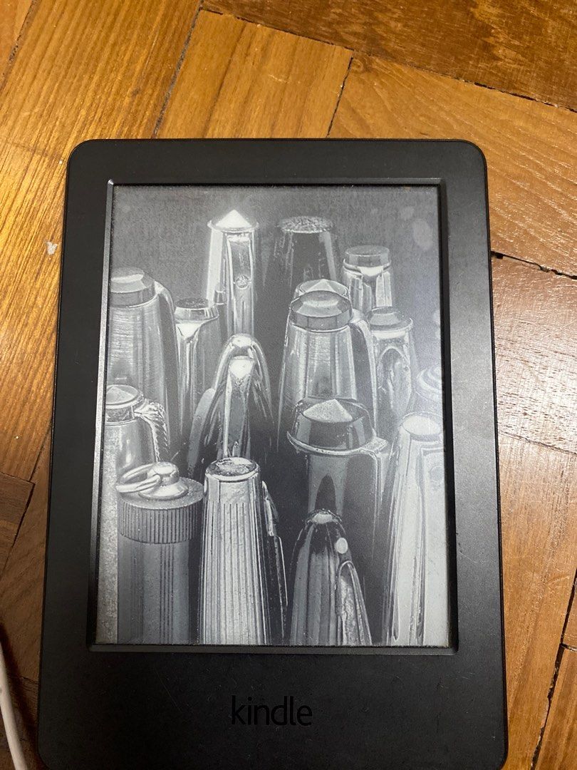 amazon kindle 7th gen ereader wp63g, Mobile Phones & Gadgets, EReaders on Carousell
