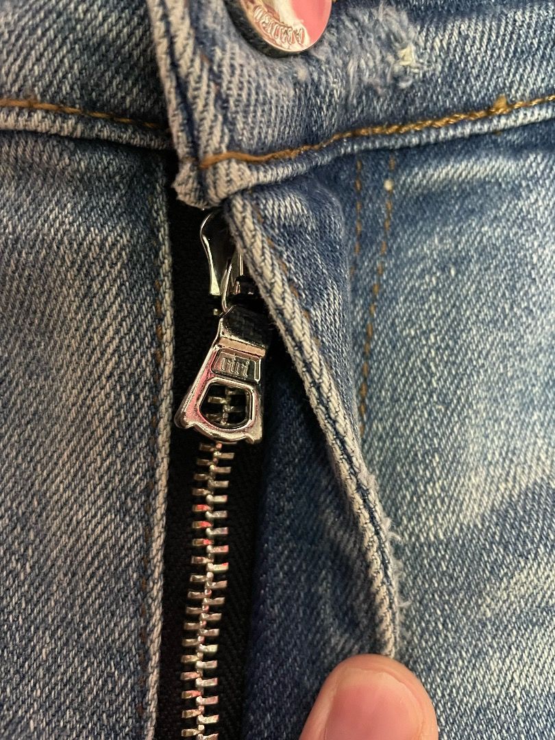 Amiri Indigo Super Destroy Jeans, 名牌, 服裝- Carousell