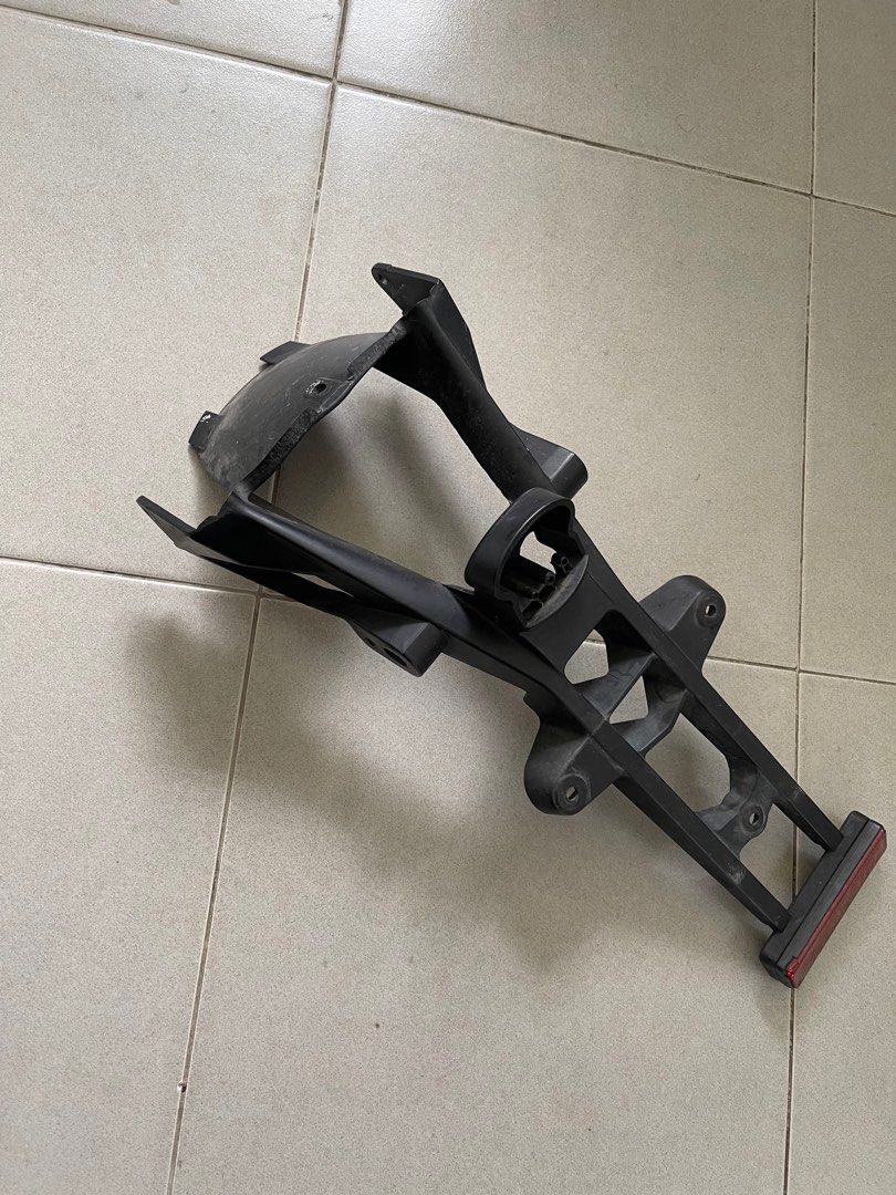 aprilia rs 125 tail tidy