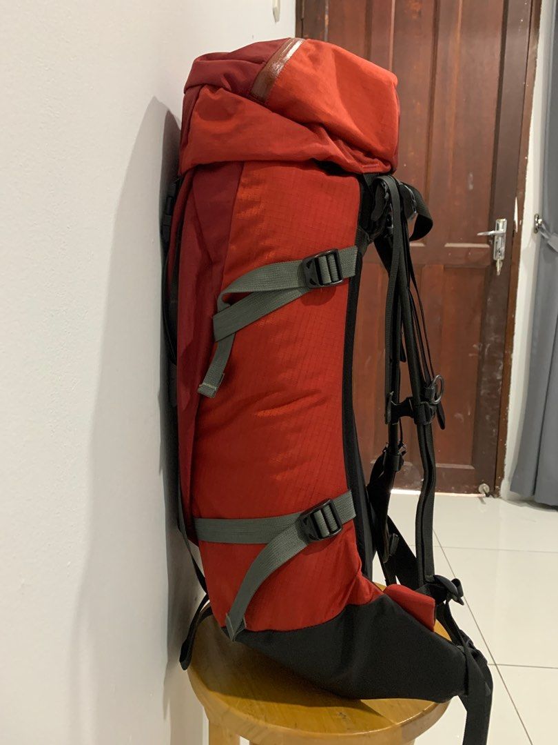 Arcteryx Bora 35 Hiking Backpack, Men's Fashion, Bags, Backpacks on