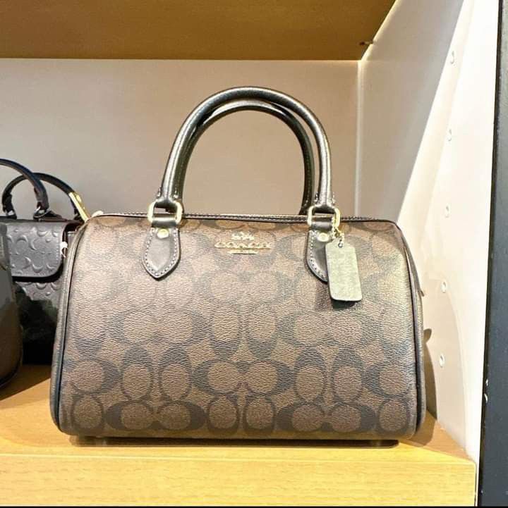 Authentic Coach bag( new price), Women's Fashion, Bags & Wallets,  Cross-body Bags on Carousell