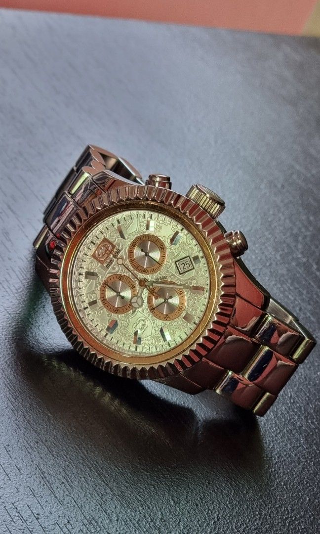 AUTHENTIC MARC ECKO - The Masterpiece (LIMITED EDITION) (Category: Men's Watches) located in Makati City. Submitted by mgl02 (Listing ID 1223938328, Image 3). Description: PRE-LOVED MARC ECKO (LIMITED EDITION) WATCH TYPE: CHRONOGRAPH WRISTWATCH GENDER: MENS Condition: 8.5/10 WATER RESISTANCE: 5-ATM 2000-2010 INFO: Only limited edition made no longer available via regular sales channels/retailers..