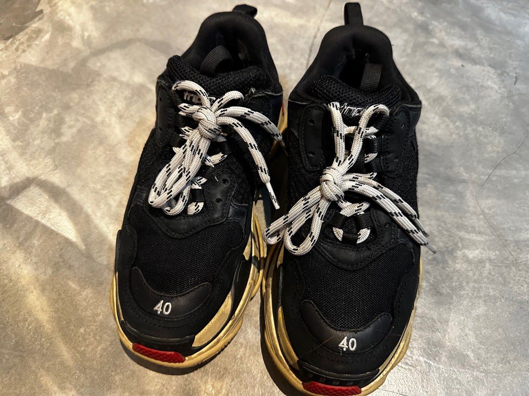 Fake triple s new arrivals balenciaga