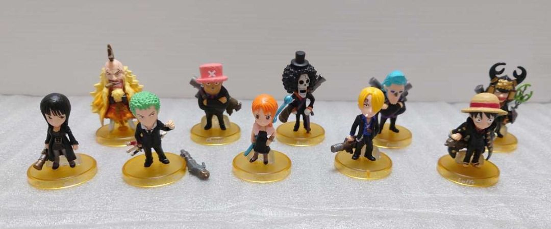 One piece shop bandai figure collection