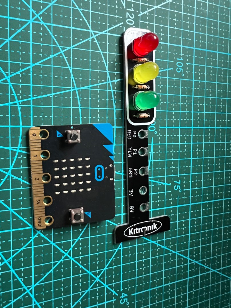 BBC Microbit + STOPbit Traffic light( Kitronik), 電腦＆科技, 電腦周邊及配件, 其他