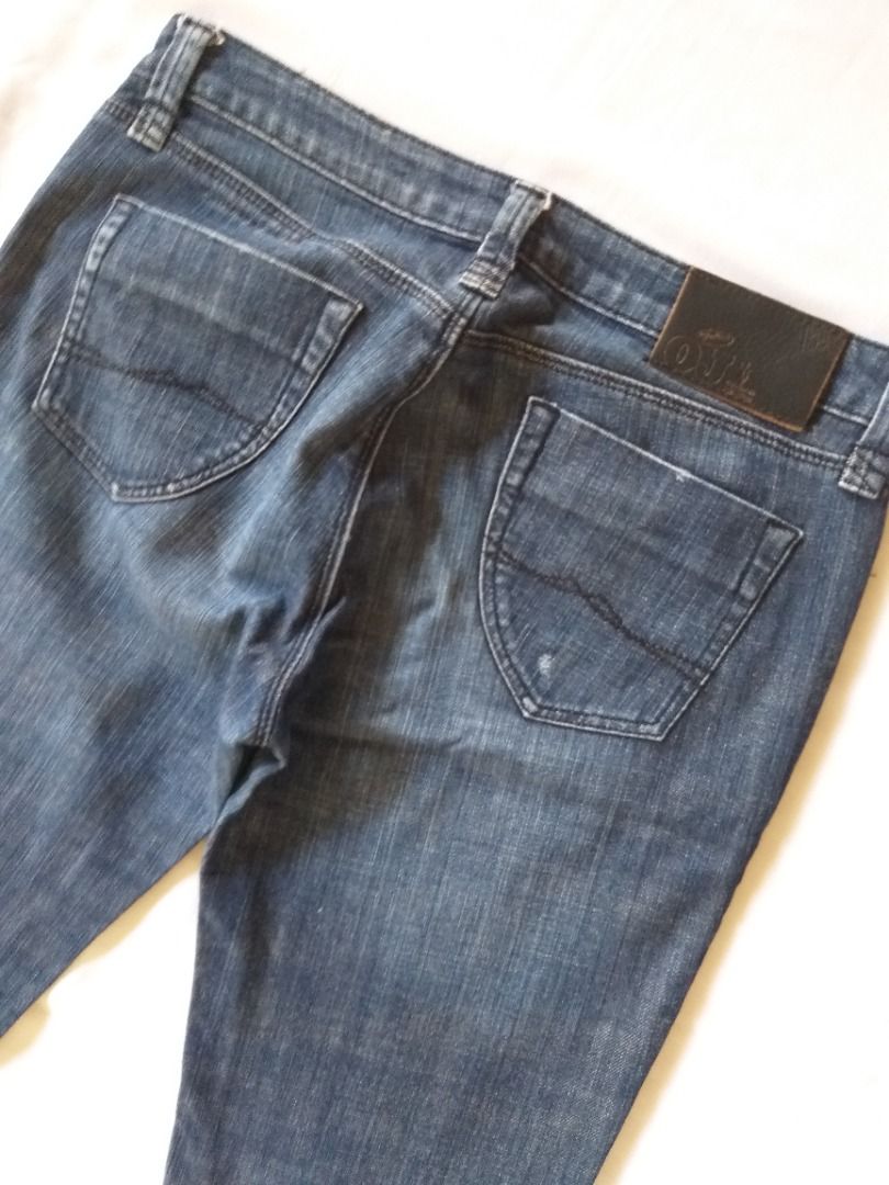 Bench overhauled jeans on Carousell