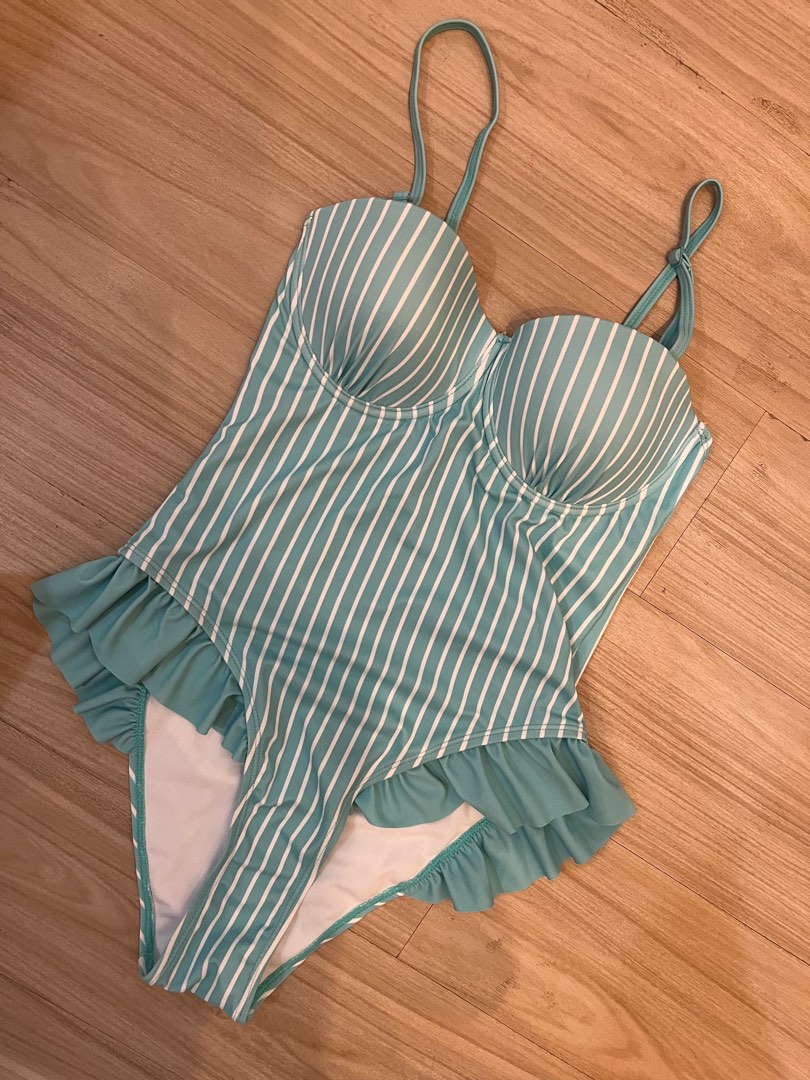 BenchSwimsuit, Women's Fashion, Swimwear, Bikinis & Swimsuits on Carousell