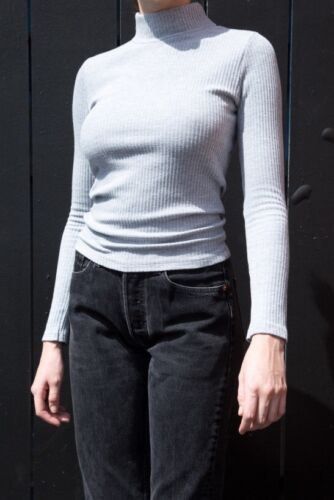 Daniela turtleneck top top