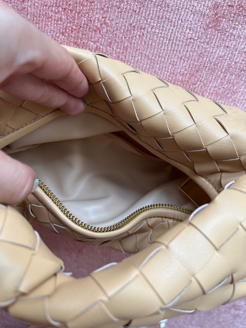 Bottega Mini Jodie dupe Real leather, Women's Fashion, Bags & Wallets