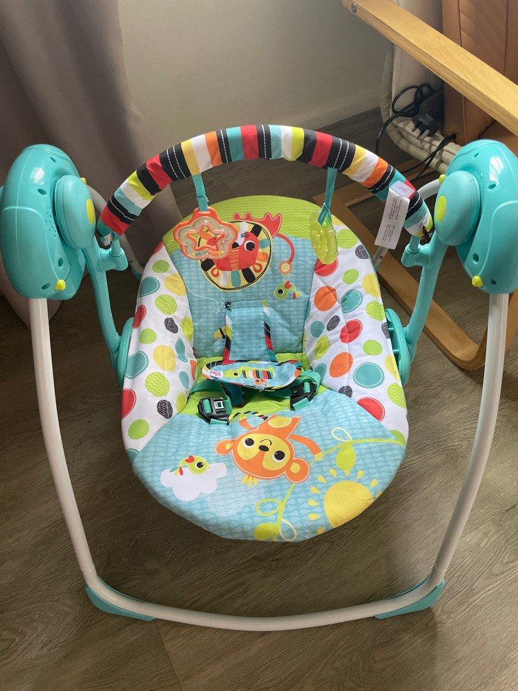 Bright starts baby swing!, Babies & Kids, Infant Playtime on Carousell