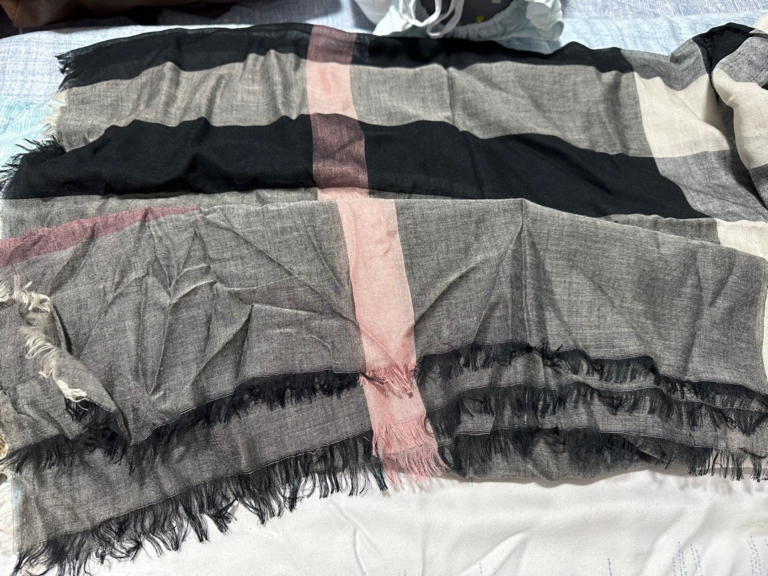 burberry london shawl