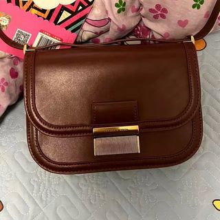 （分類：）位於 。 由 the_silver_lining 提交（商品編號 1223789971，圖片 1）。簡介： 。