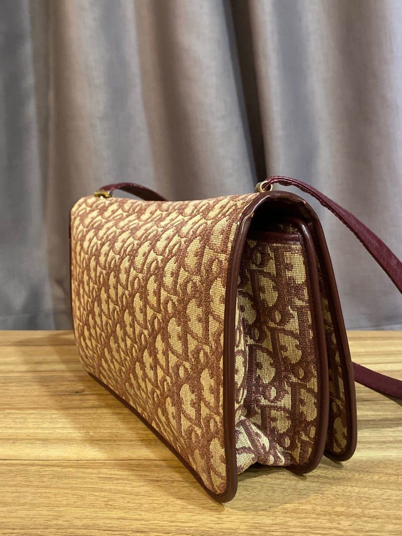 Christian dior discount monogram shoulder bag