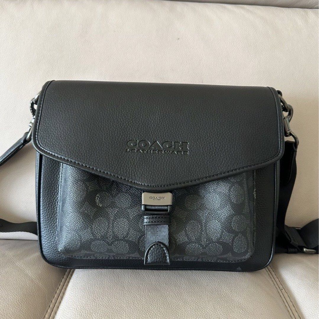 Coach Men s Messenger Sling Bag Women s Fashion Bags Wallets