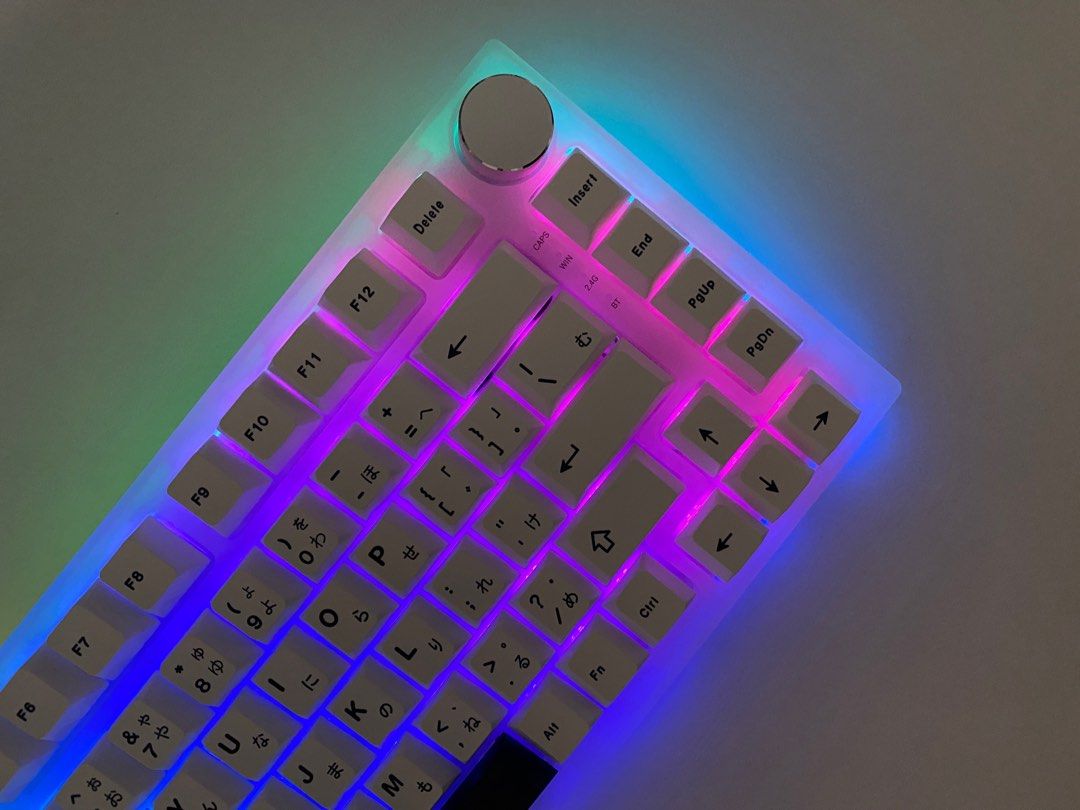 Creamy Tactile RGB Custom Mechanical Keyboard Japanese design