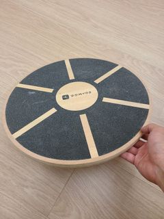 Decathlon 圓型木製平衡板
