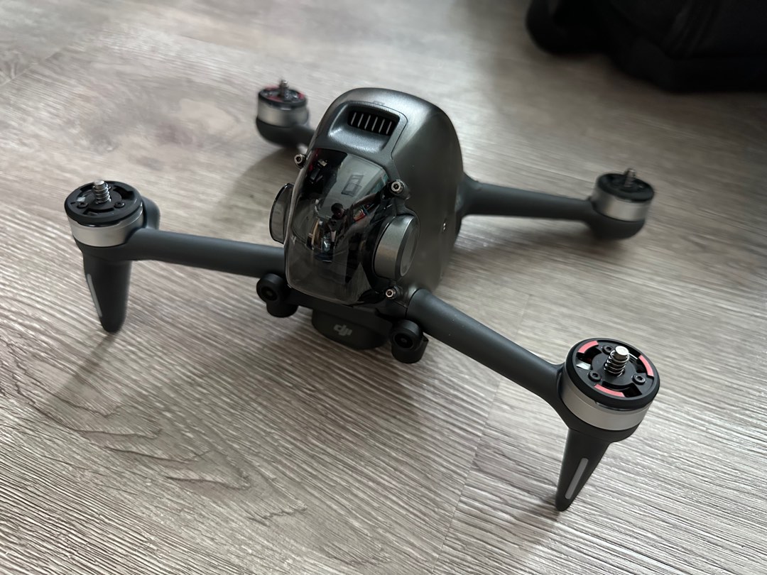 DJI FPV 淨機, 攝影器材, 航拍- Carousell