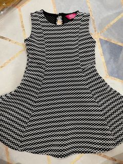 (Category: ) located in . Submitted by clothver (Listing ID 1223942087, Image 1). Description: .