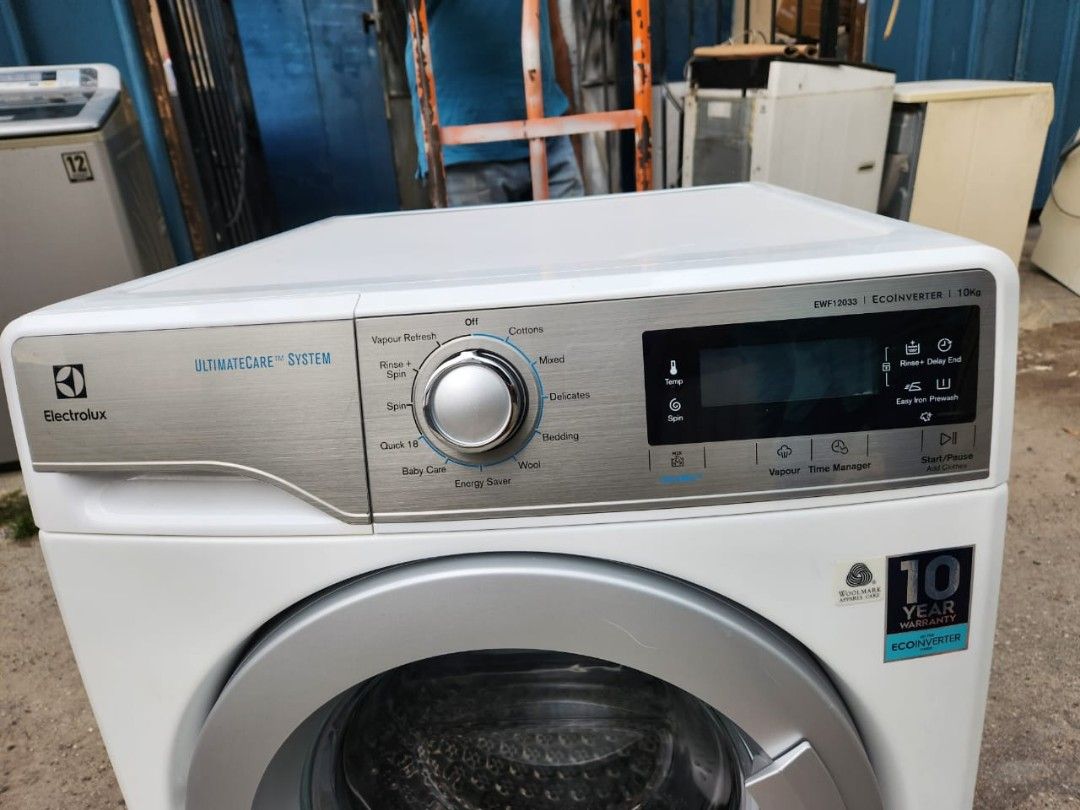 ELECTROLUX INVERTER front load washing machine 10 kg, TV & Home