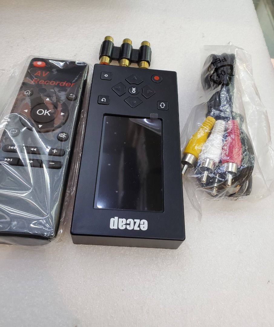 EZCAP 271 AV Recorder Audio Video Converter Records VHS Camcorder