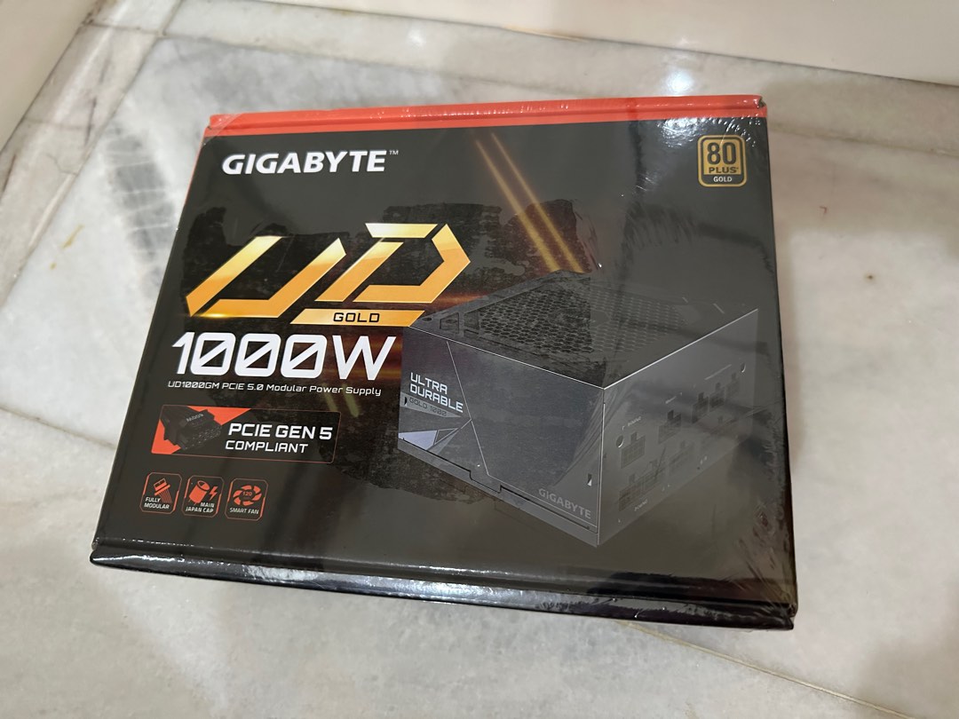 Gigabyte GPP1000GM 1000W 80 PLUS GOLD FULLY MODULAR POWER SUPPLY, Computers & Tech, Parts