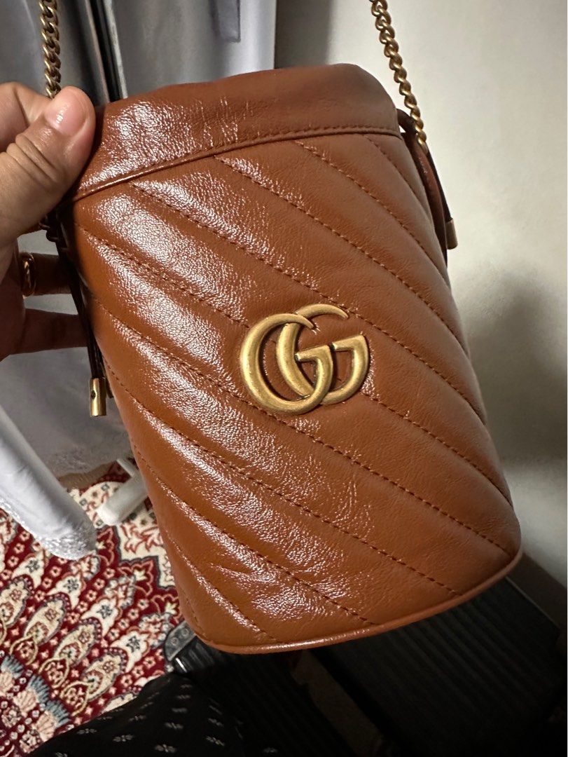 FAST DEAL Gucci Marmont Mini Bucket Bag