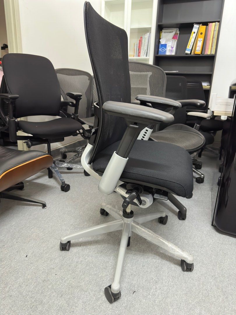 Haworth zody chair fully loaded adjustment with 4d armrest, Furniture