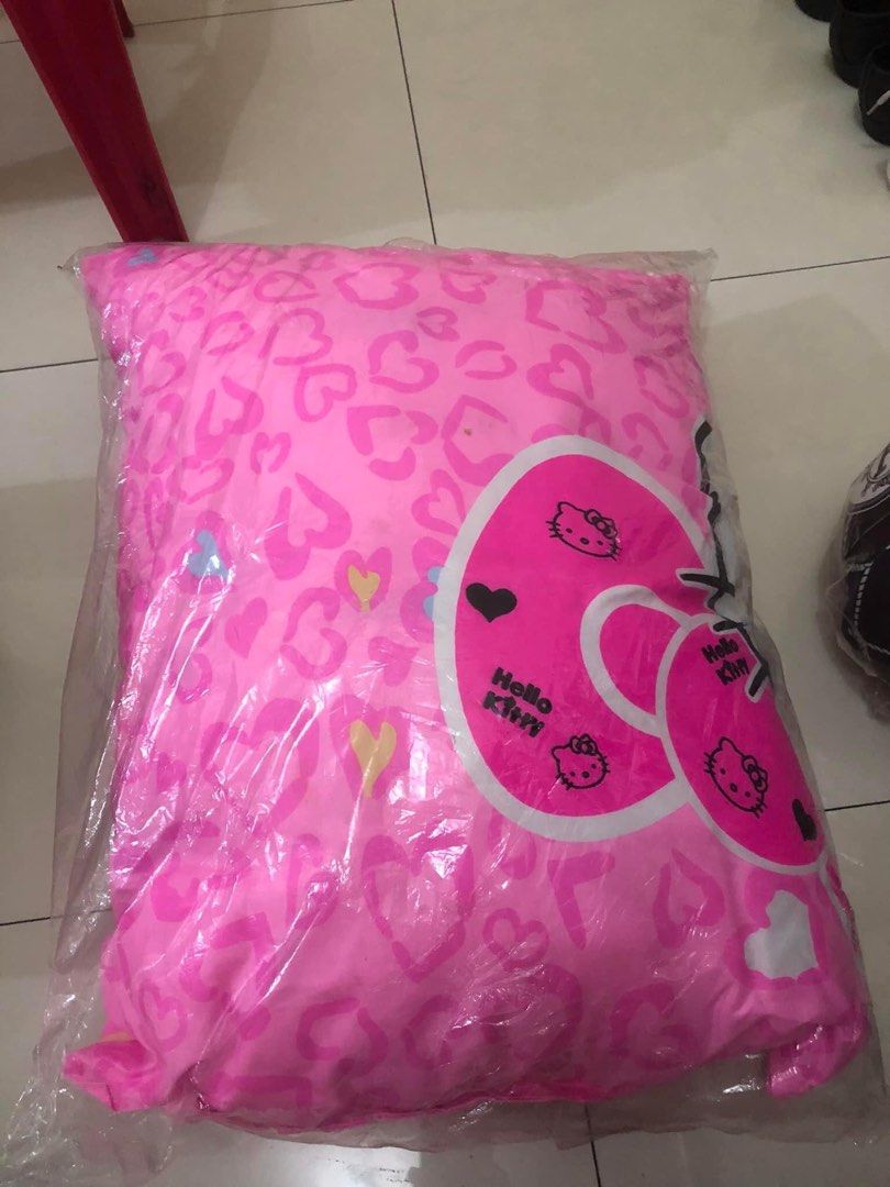 HK Pillow on Carousell